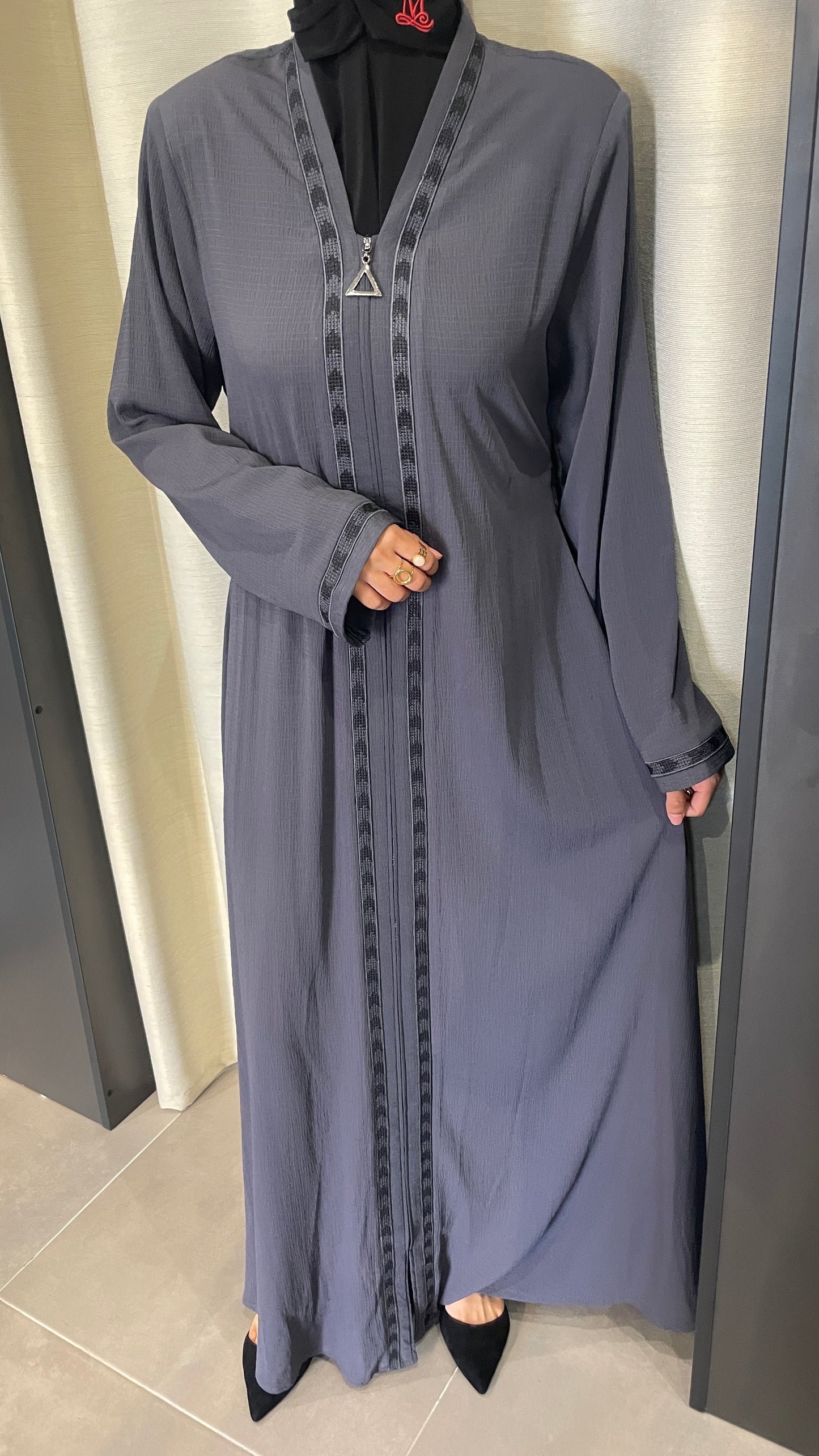Abaya Lignée Élégante