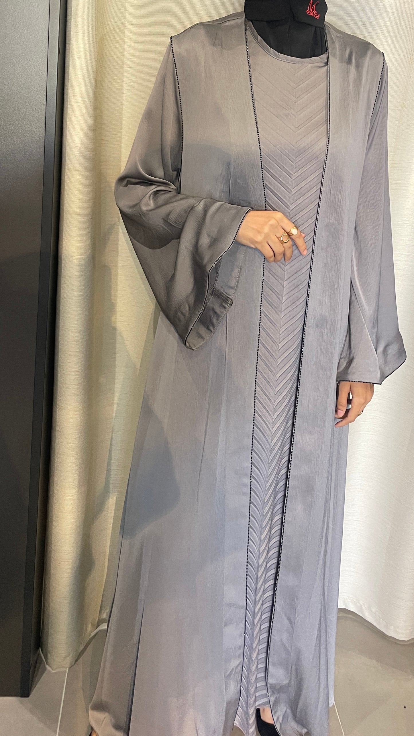 Abaya Prestige à Détails Chevron